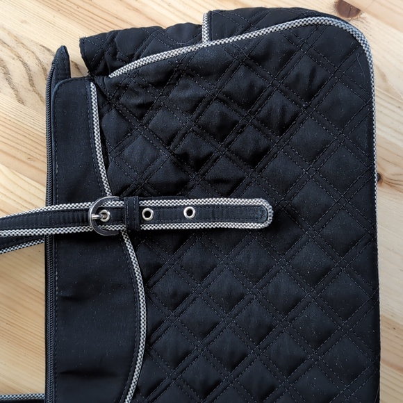Vera Bradley black quilted handbag with piping detail - Picture 2 of 4
